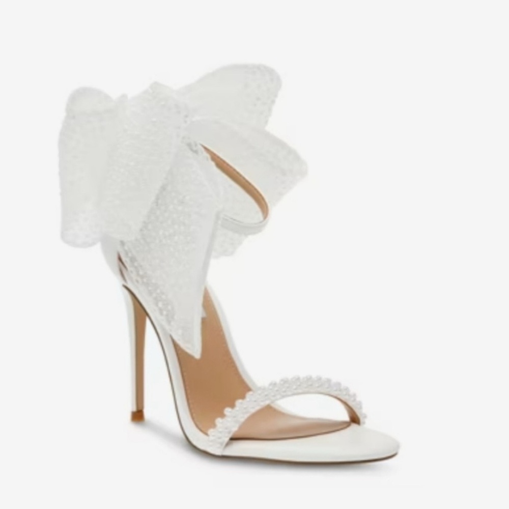Steve Madden White Heels with Bow Accent